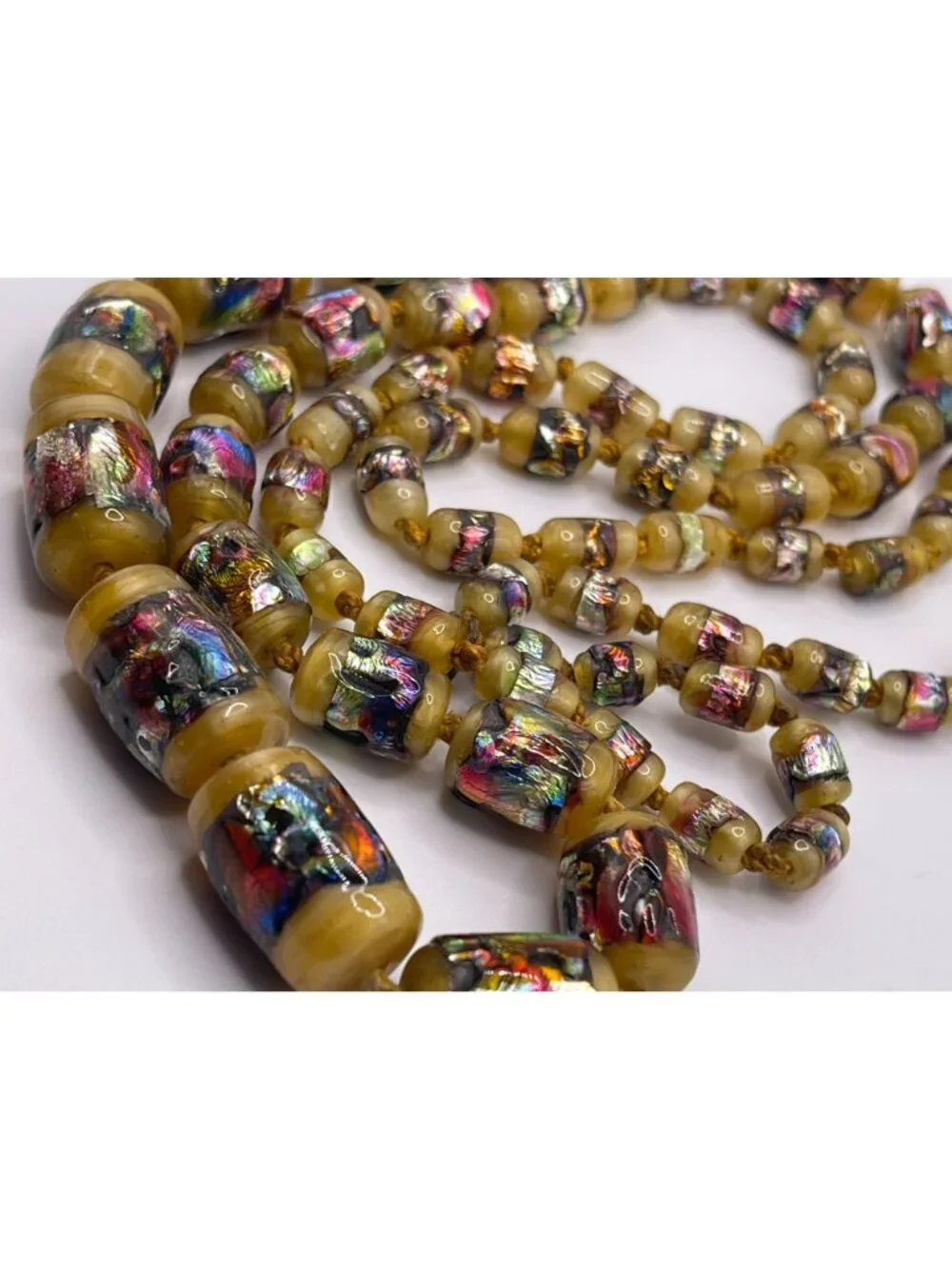Vintage 1930s Italian Murano Yellow Glass Foil Beaded Necklace Art Nouveau Jewel - Picture 14 of 16